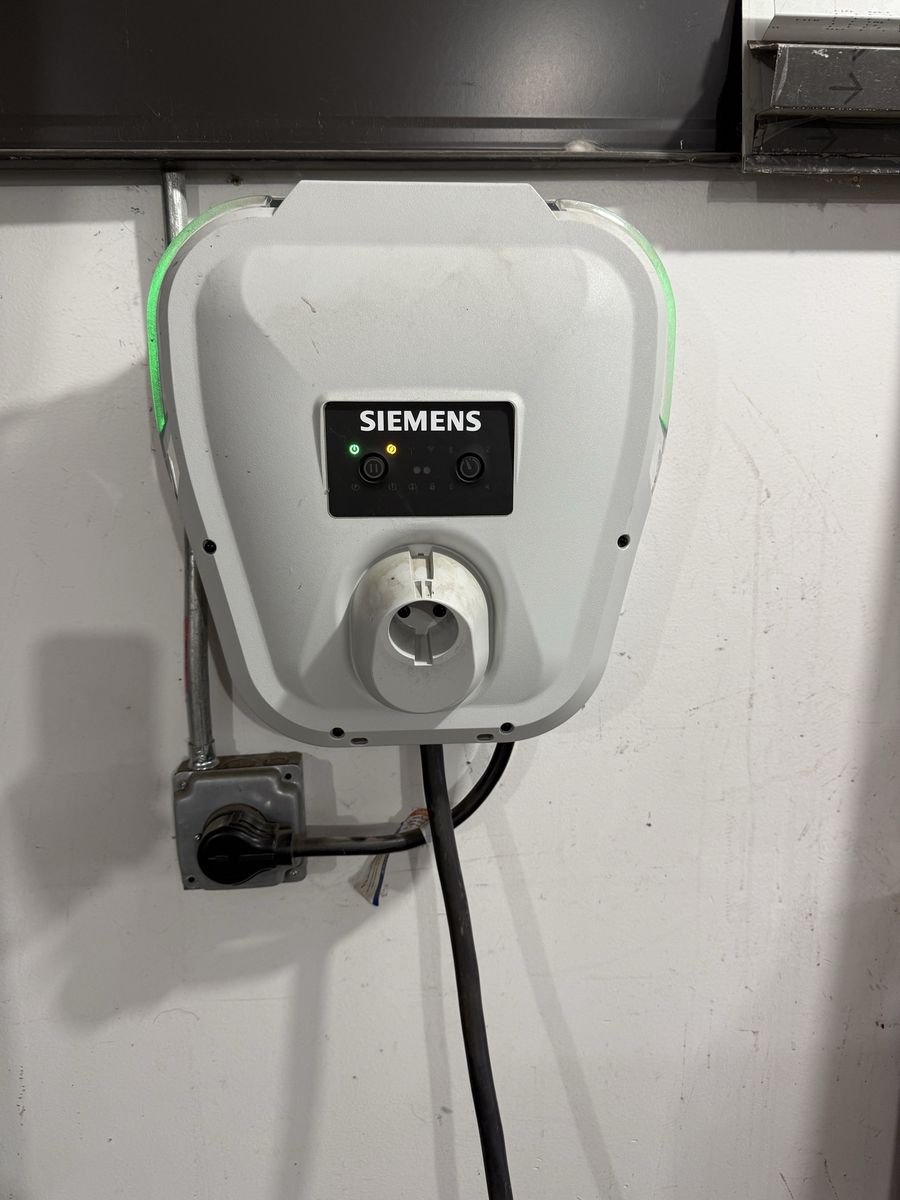 Siemens Versicharge EV Charger