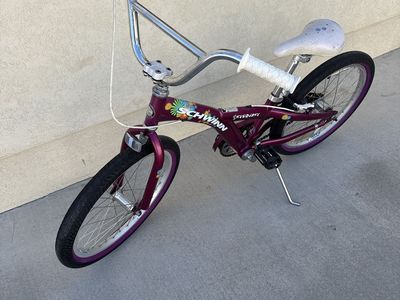Schwinn 20 inch girls bike