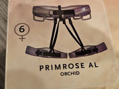 like New Black Diamond Primrose women's harness