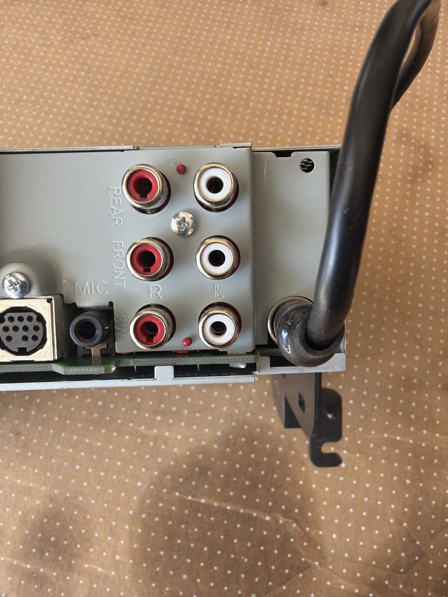 Main image 4