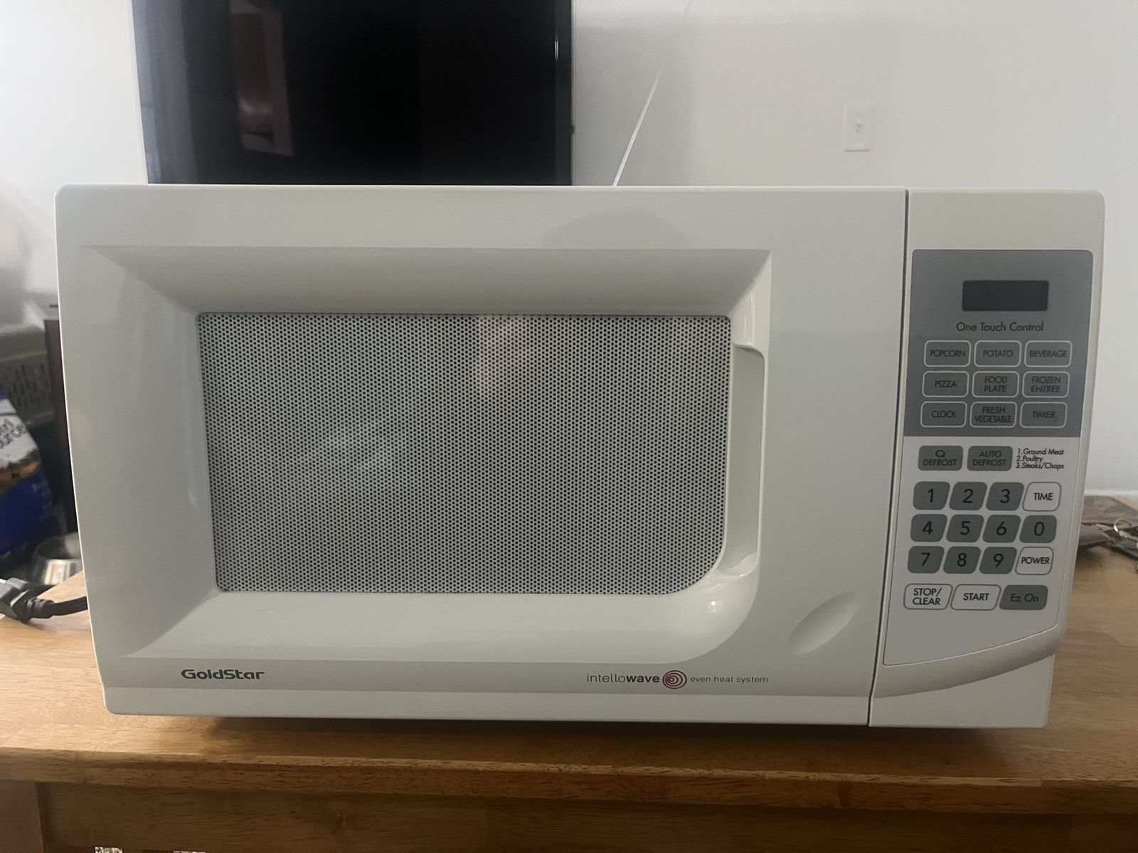 Used 2004 Goldstar Microwave