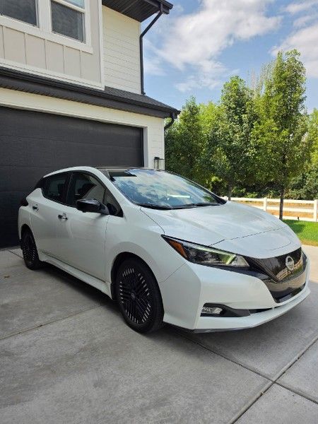 2025 Nissan Leaf SV PLUS