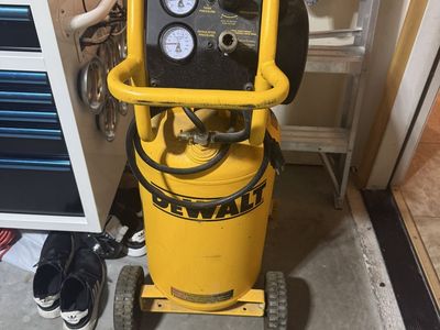 Dewalt 15 gal air compressor