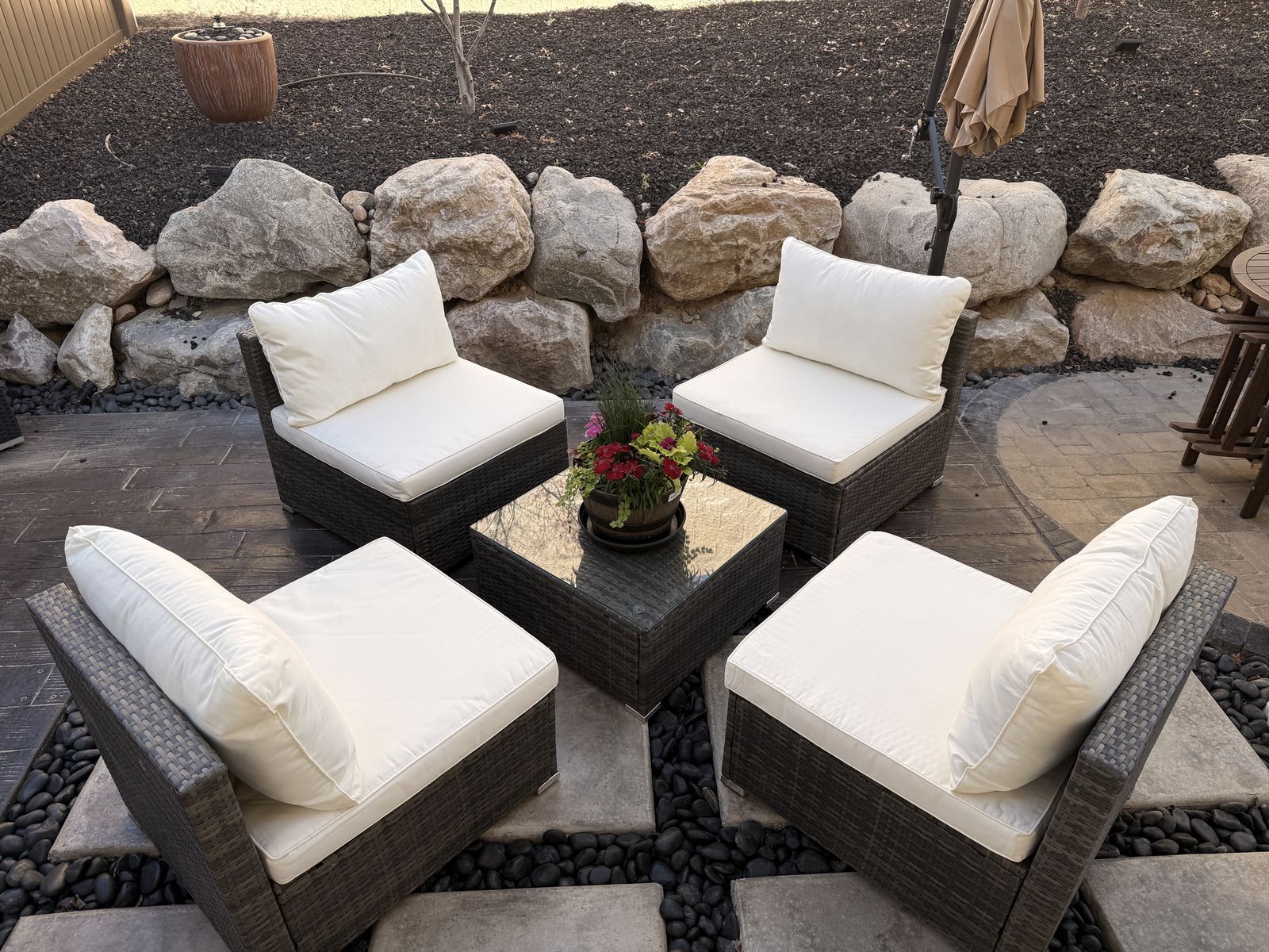Like New 8pc Outdoor Patio Set