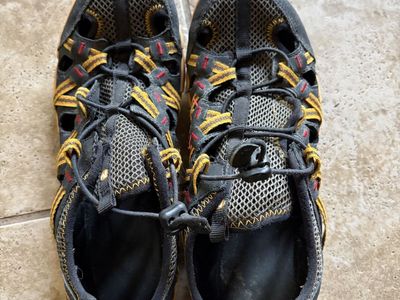 Merrell Kids Outdoor Hiking Sandals Water Shoes Black Orange Size 6M