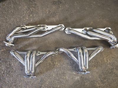 Small block chevy shorty headers.