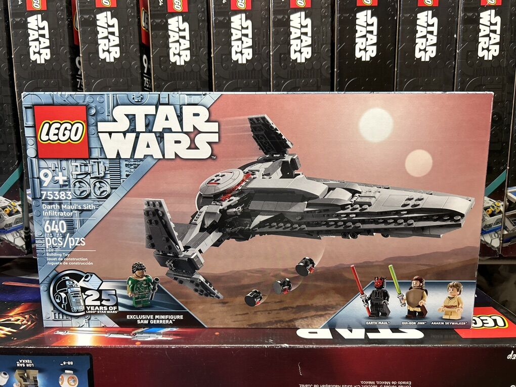 LEGO Star Wars Sith Infiltrator W/Reddish Qui Gon