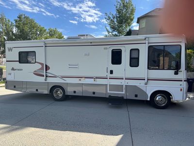WInnebago Sightseer class A motorhome