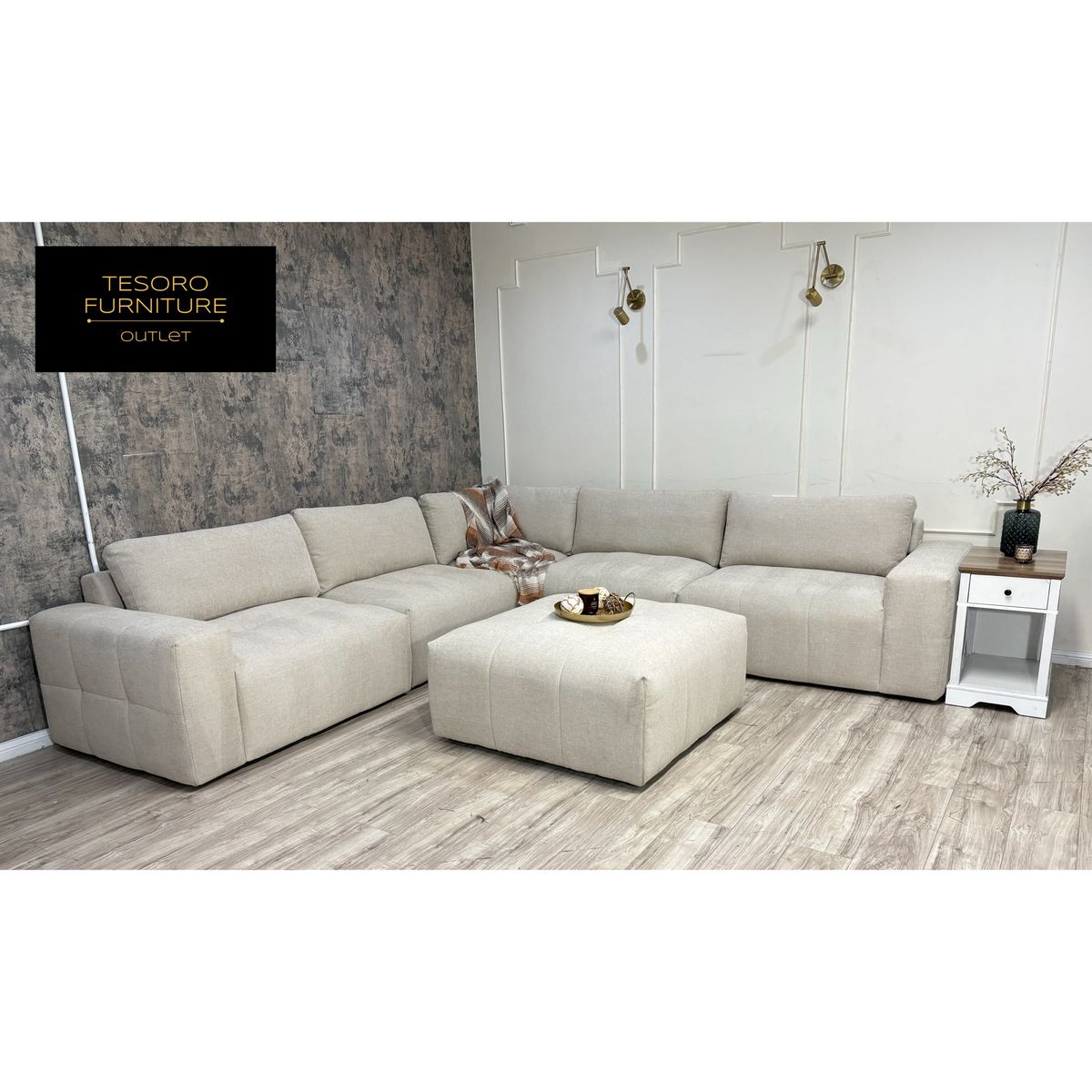 AYDEN & IVY PAIGE MODULAR SECTIONAL