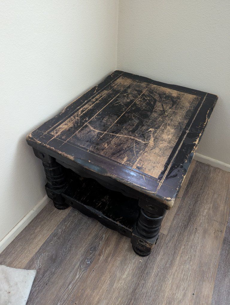 Main image 3