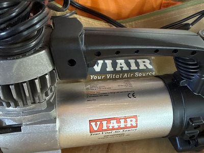 VIAIR 88P Portable Air compressor