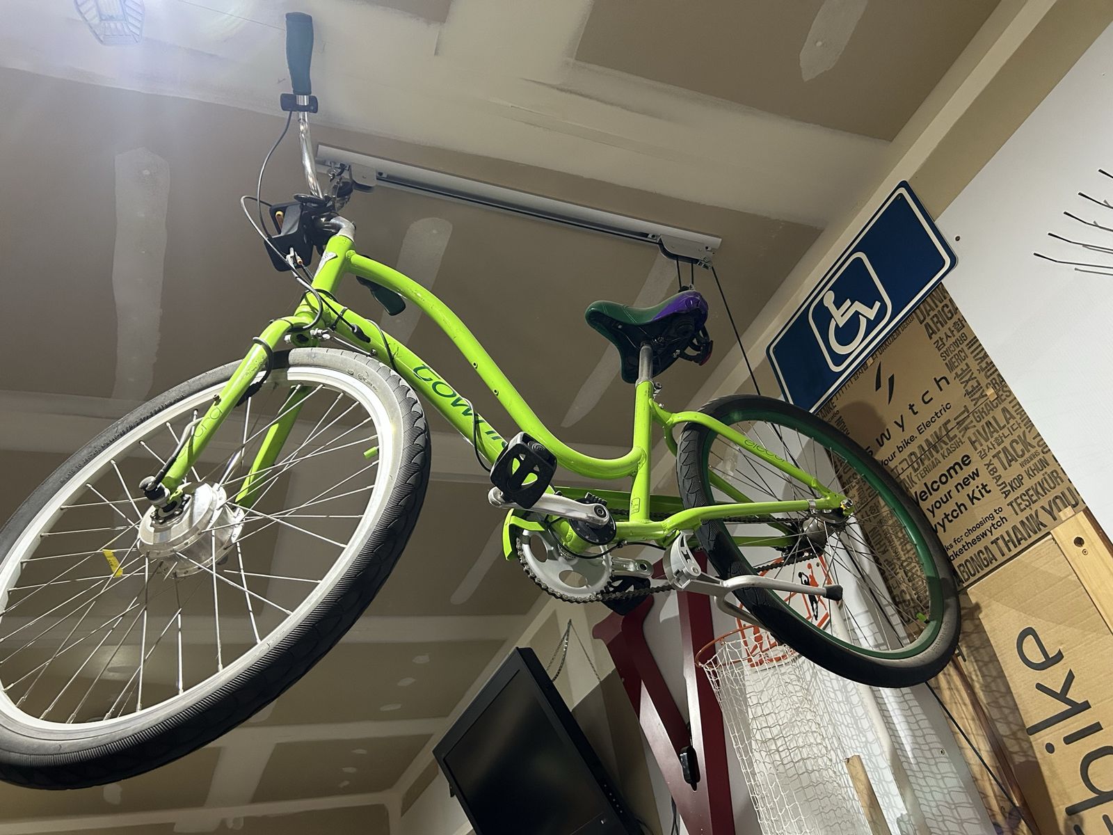 Electra Townie Cruiser with Swytch e-bike conversion kit