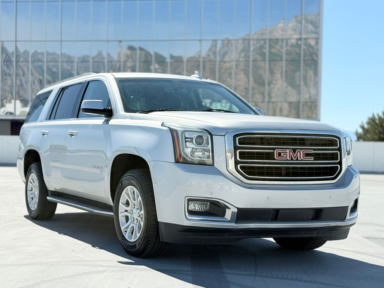 2019 GMC Yukon SLE