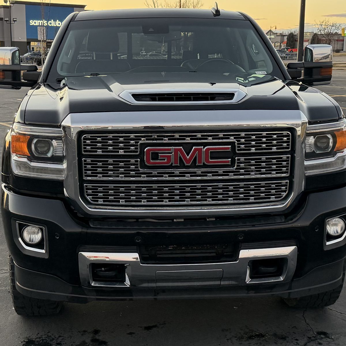 2018 GMC SIERRA 3500HD Denali