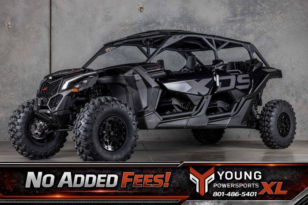 2026 Can-Am® Maverick X3 MAX X ds Turbo RR Triple Black_4.5 in