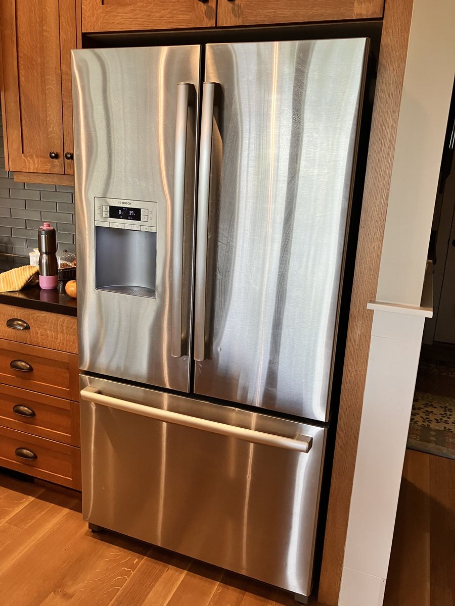 Bosch 36" Standard Depth French Door Refrigerator