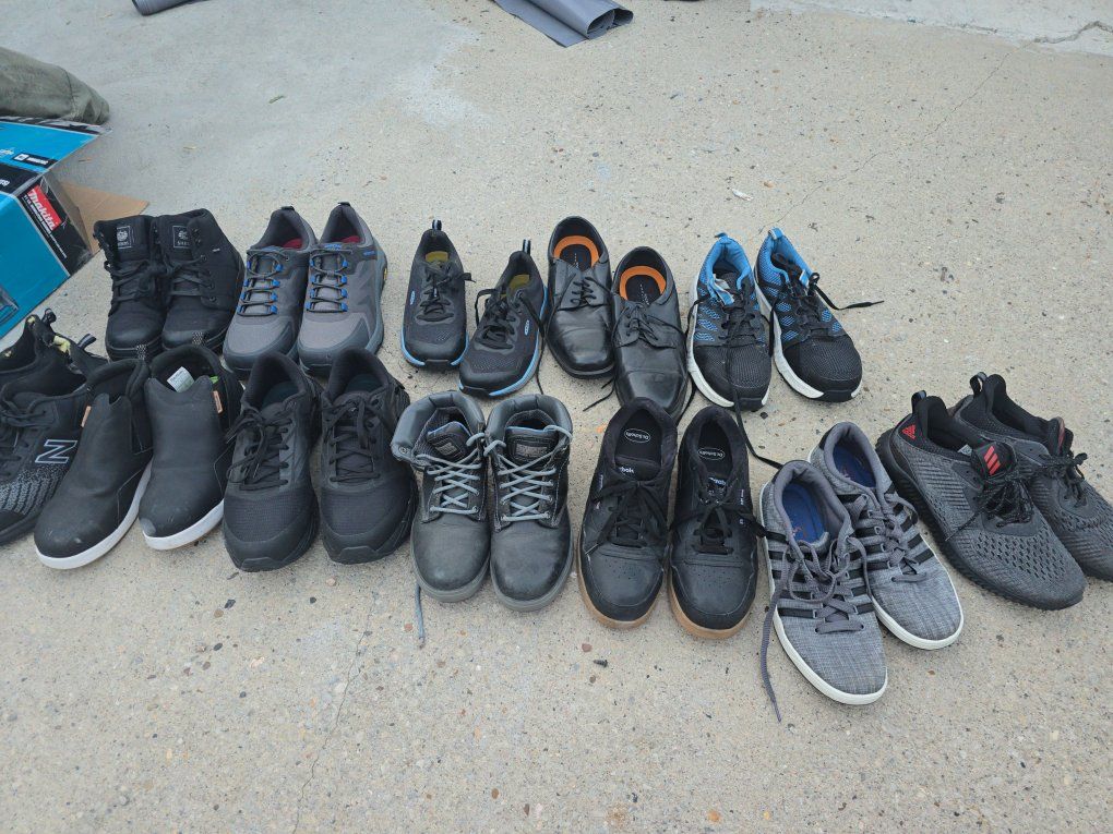 Men's Mixed Brand Shoes - Keen & Skechers  Most steel toe .