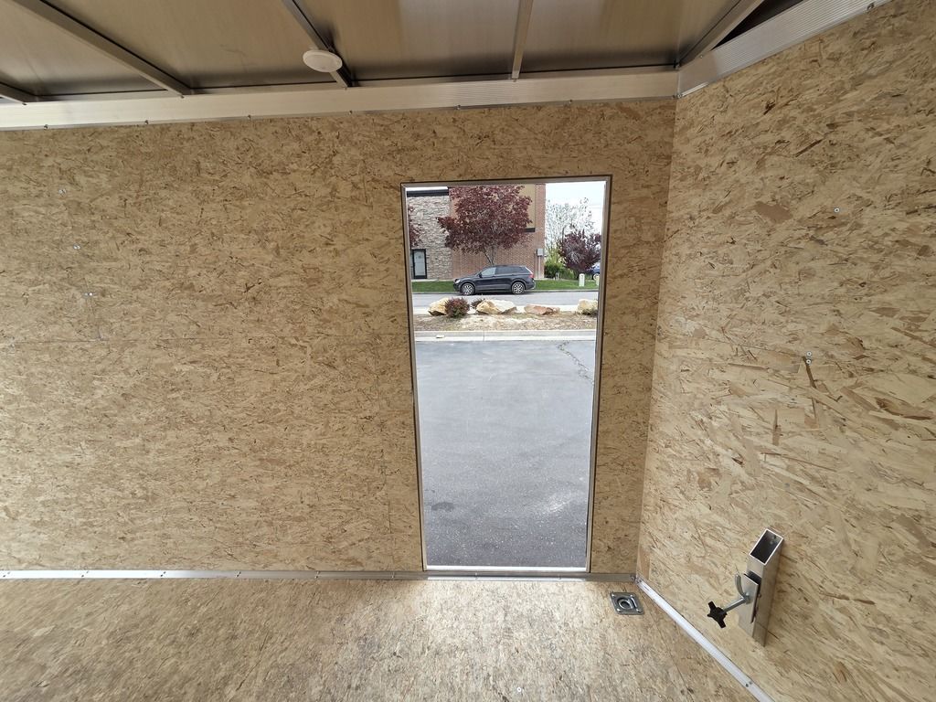 Main image 30