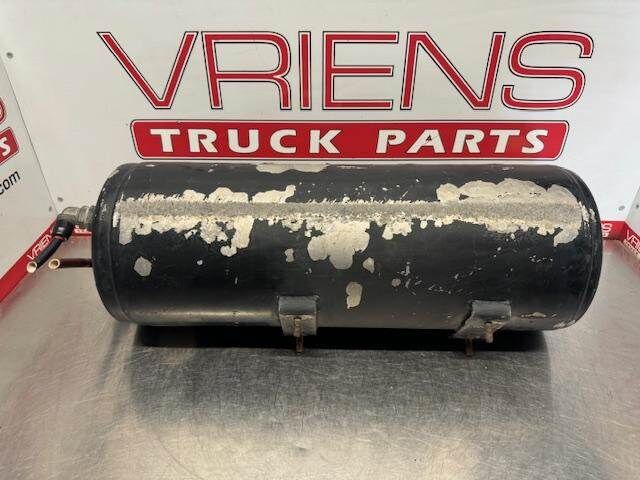 Volvo VNL Air Tank