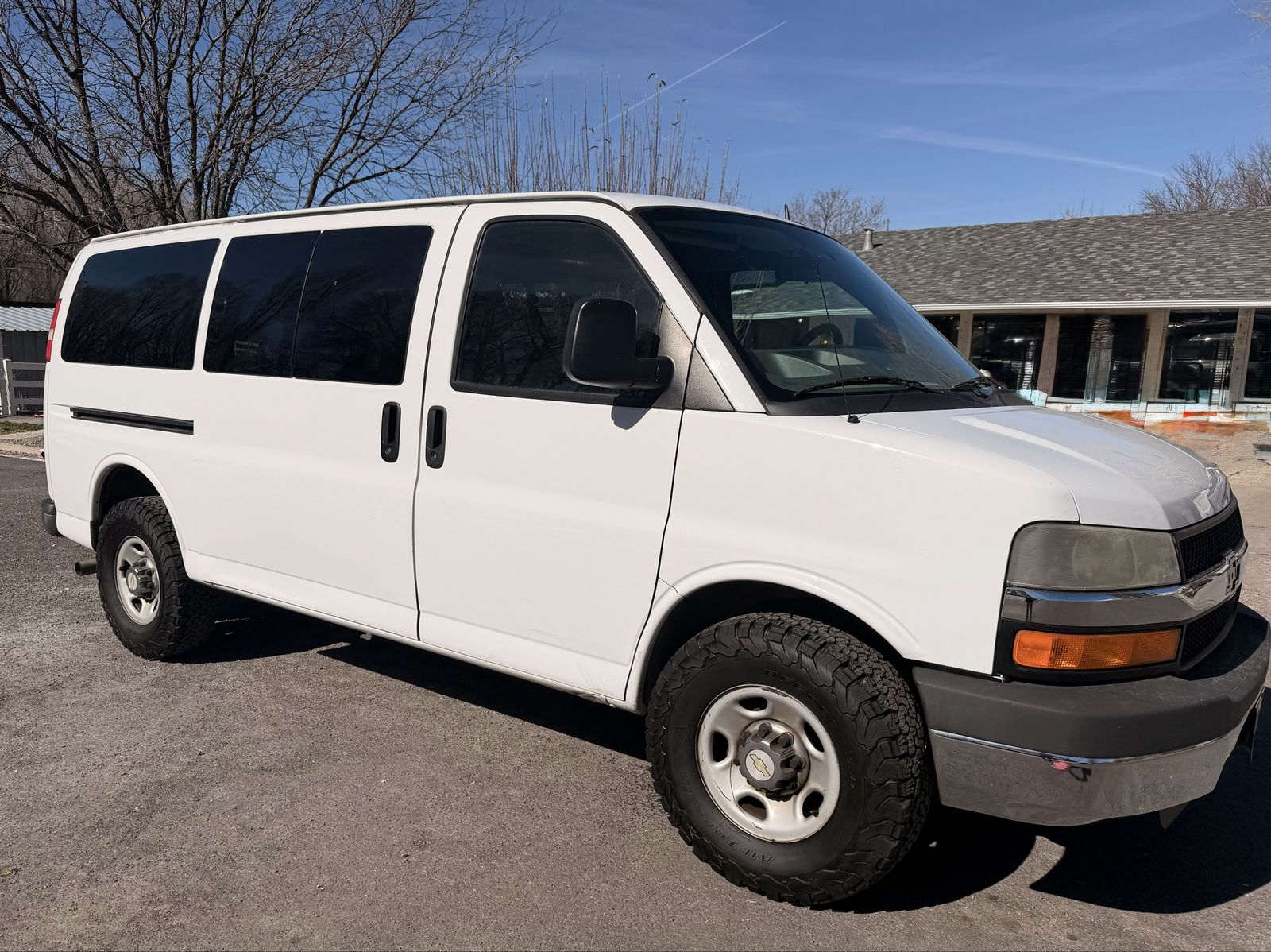 2014 CHEVROLET EXPRESS PASSENGER LT