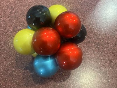 Icosa - The Atomic Fidget Toy