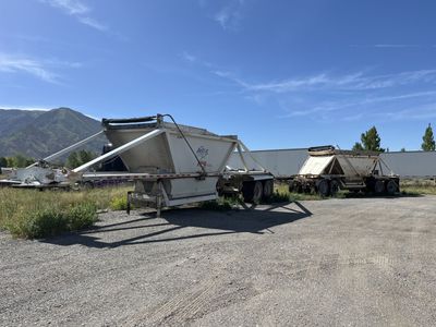 2007 Clement 2 Axle and 2005 Ranco 4 Axle Belly Dump Set