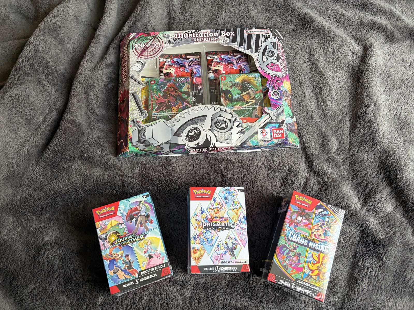 Pokémon / One Piece bundles and box
