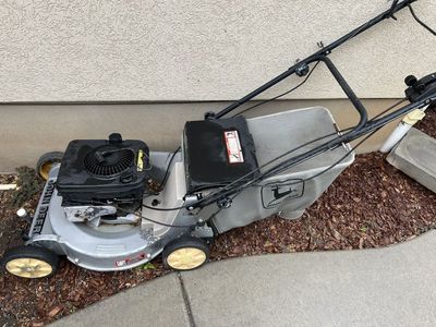 Gas Lawn Mower John deer