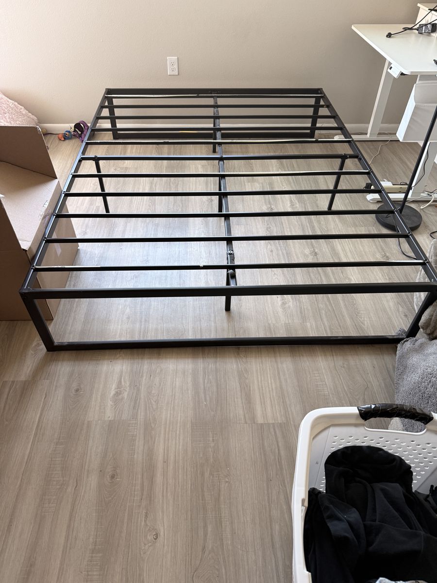 Moving sale