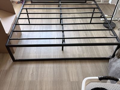 Moving sale