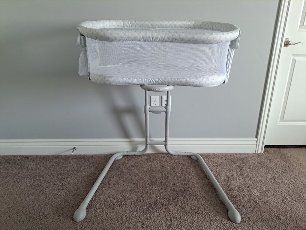 Halo BassiNest Glide Sleeper