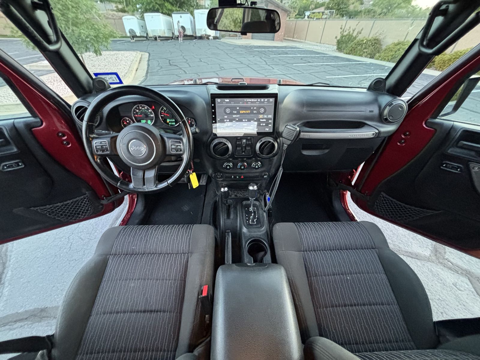 Main image 27