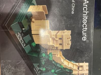 LEGO Architecture 21041 Great Wall of China Building Kit - 551 Pieces, Ages 12+