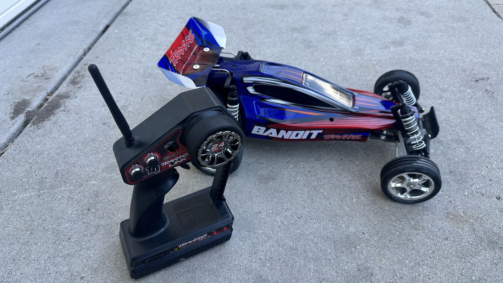 Traxxas Bandit 2WD RC Buggy - Blue/Red, 1/10 Scale, Ready-to-Race