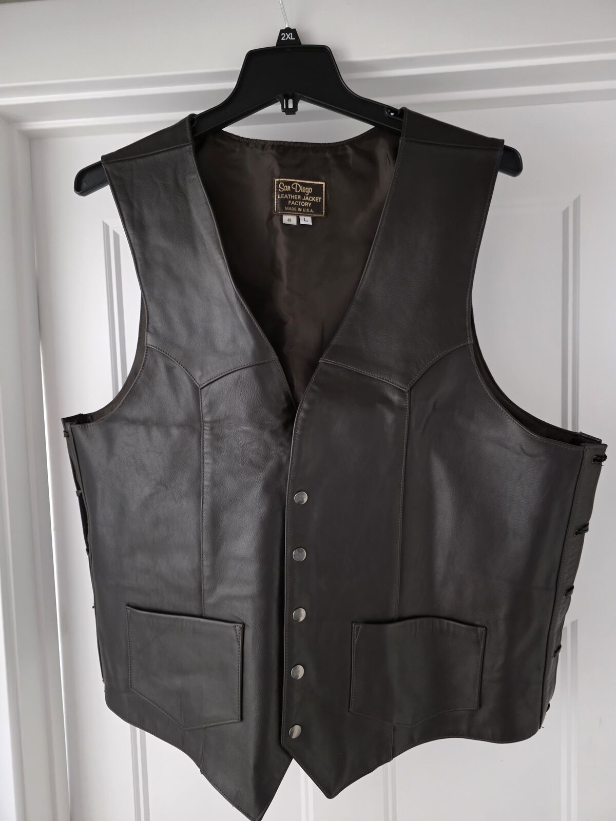 Motorcycle Leather Vest (Made in U.S.A)