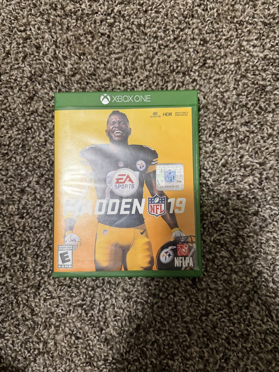 Madden NFL 19 - Xbox One Football Video Game - EA Sports, 4K Ultra HD Compatible
