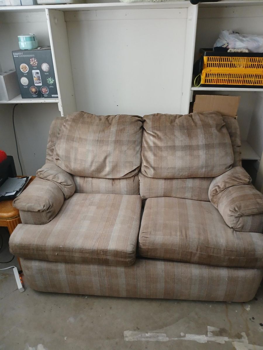 loveseat
