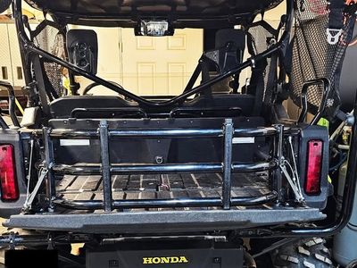 Side by Side HONDA PIONEER 1000 OEM BED EXTENDER (Excellent Like New)