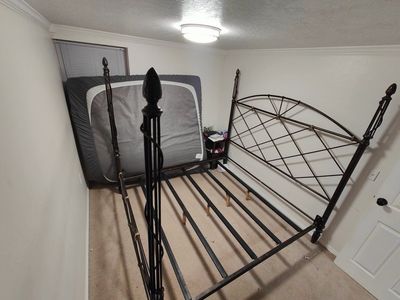 4 Post/Canopy King Size Bed