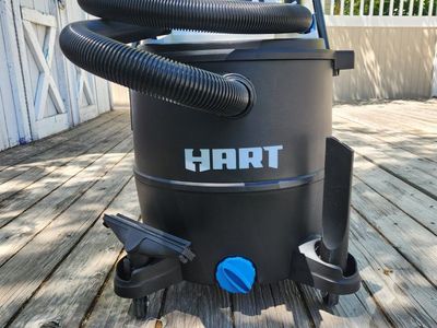 HART 16 gallon shop vac