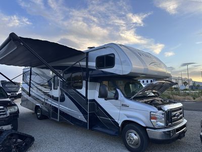 2018 Forest River Forester 3051S Ford E‑450 Chassis – 6.8L Triton V10 – Excellent Condition