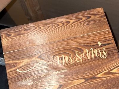 Mr & Mrs. Wedding Gift Set - Engraved Wooden Box, 2 Tumblers, Whisky Stones & Tongs