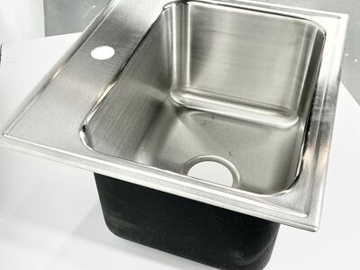Brand NEWCommercial Stainless Steel Sinks.