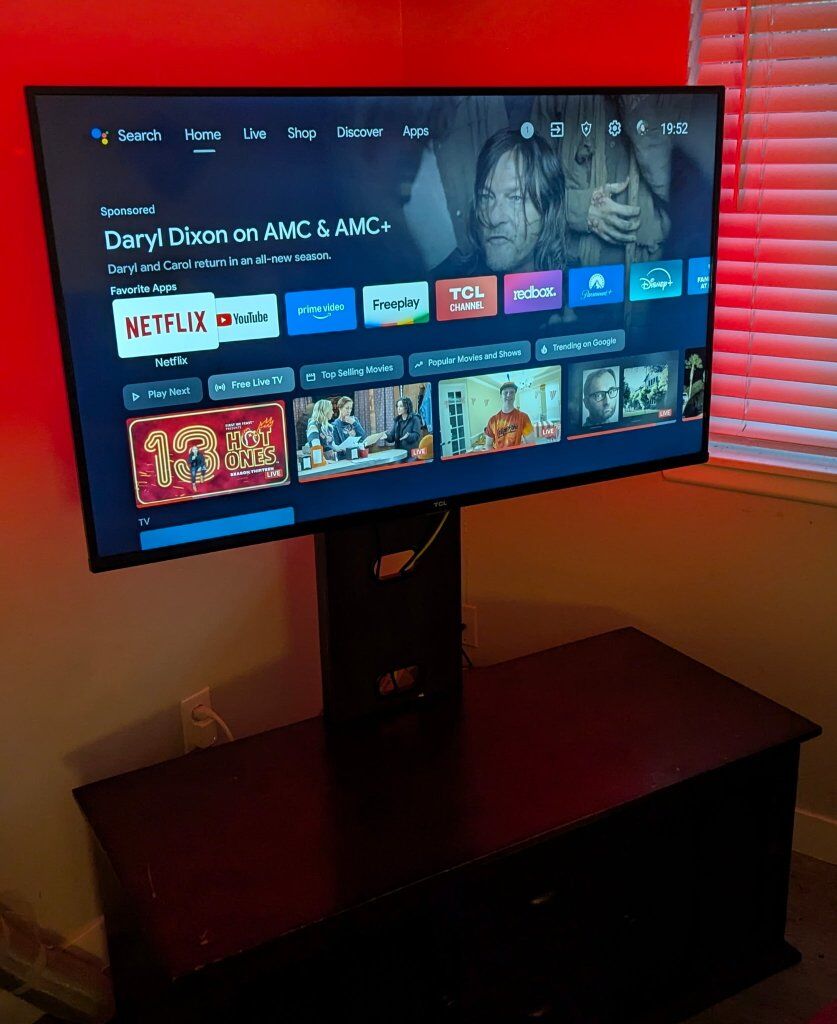 50inch TCL Google Smart TV./ Entertainment center