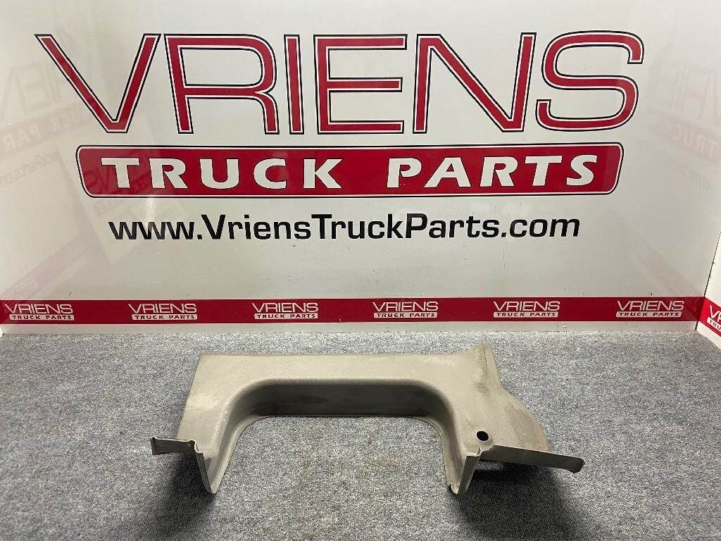 S60-1269-005R TRIM-WINDOW REAR CORNER GRY RH