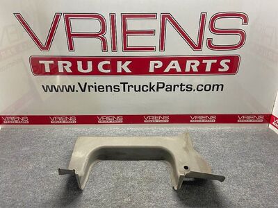 S60-1269-005R TRIM-WINDOW REAR CORNER GRY RH