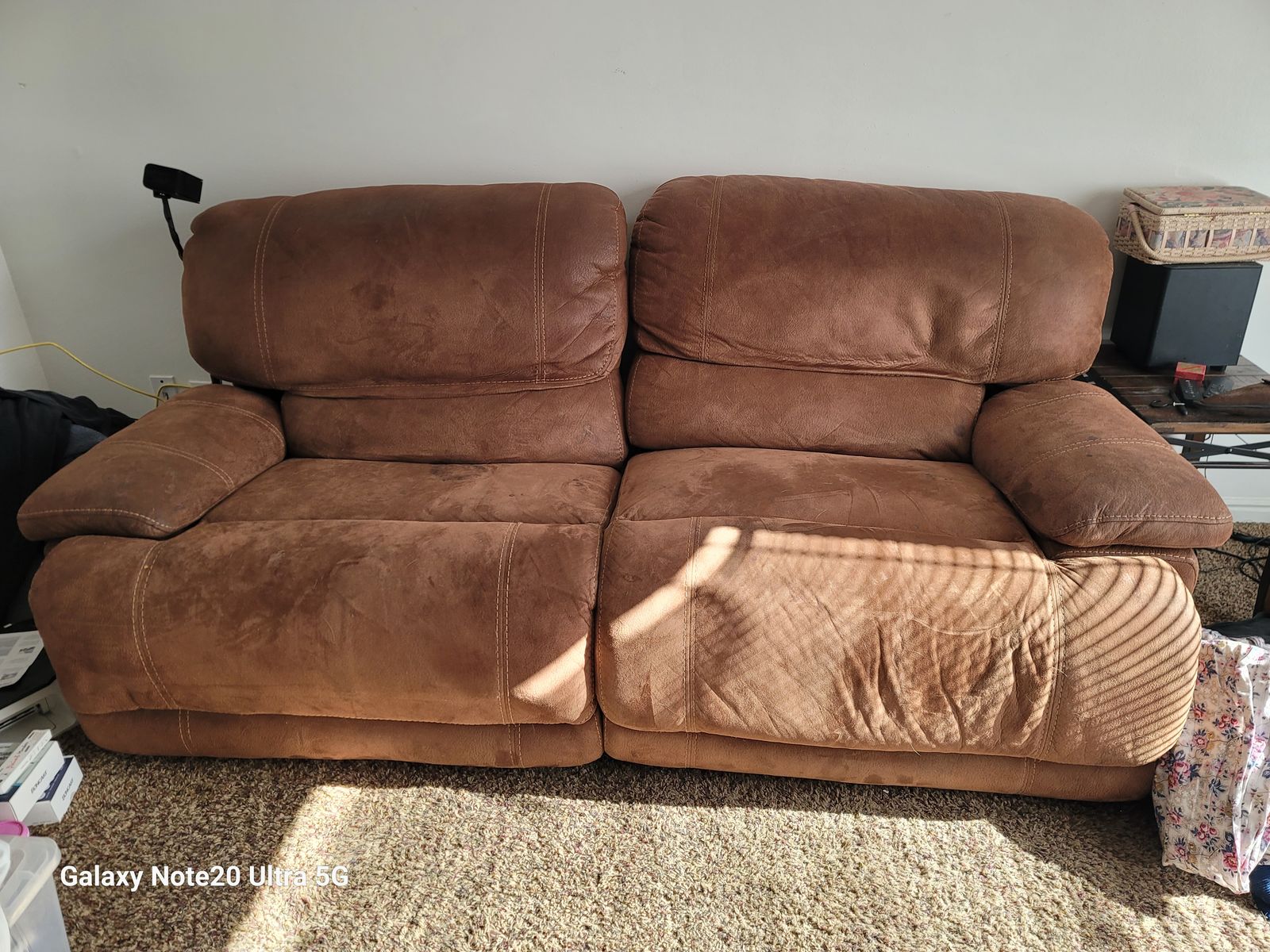 Reclining couch