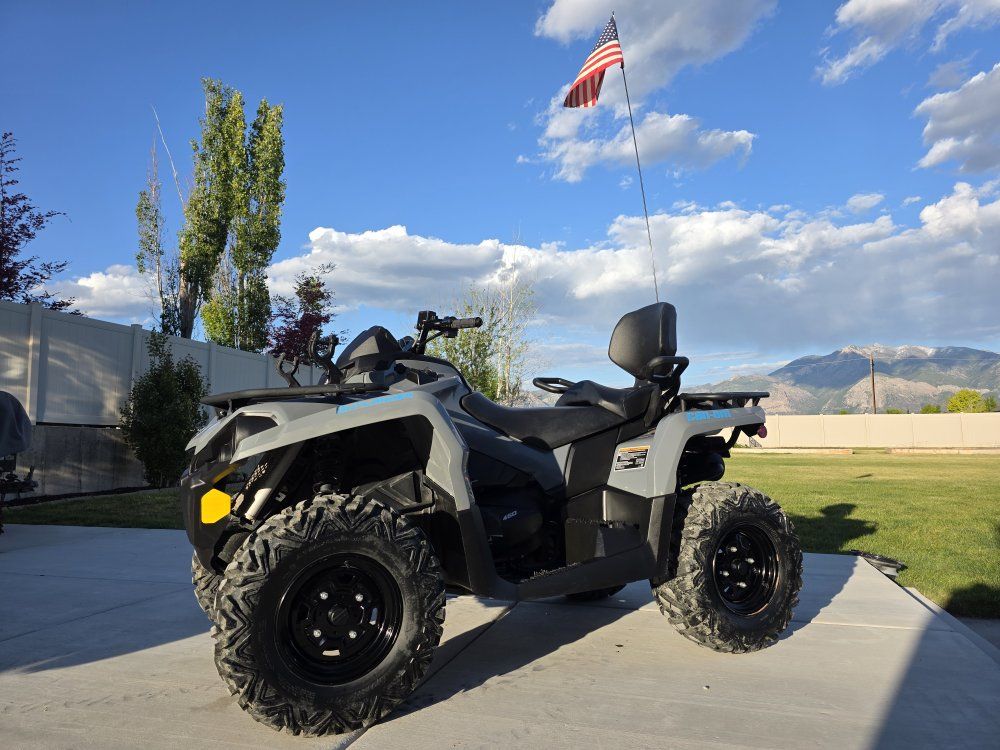 2021 Can-Am Outlander 450 MAX - Only 1,226 Miles + NEW Tires! Memorial Day Special