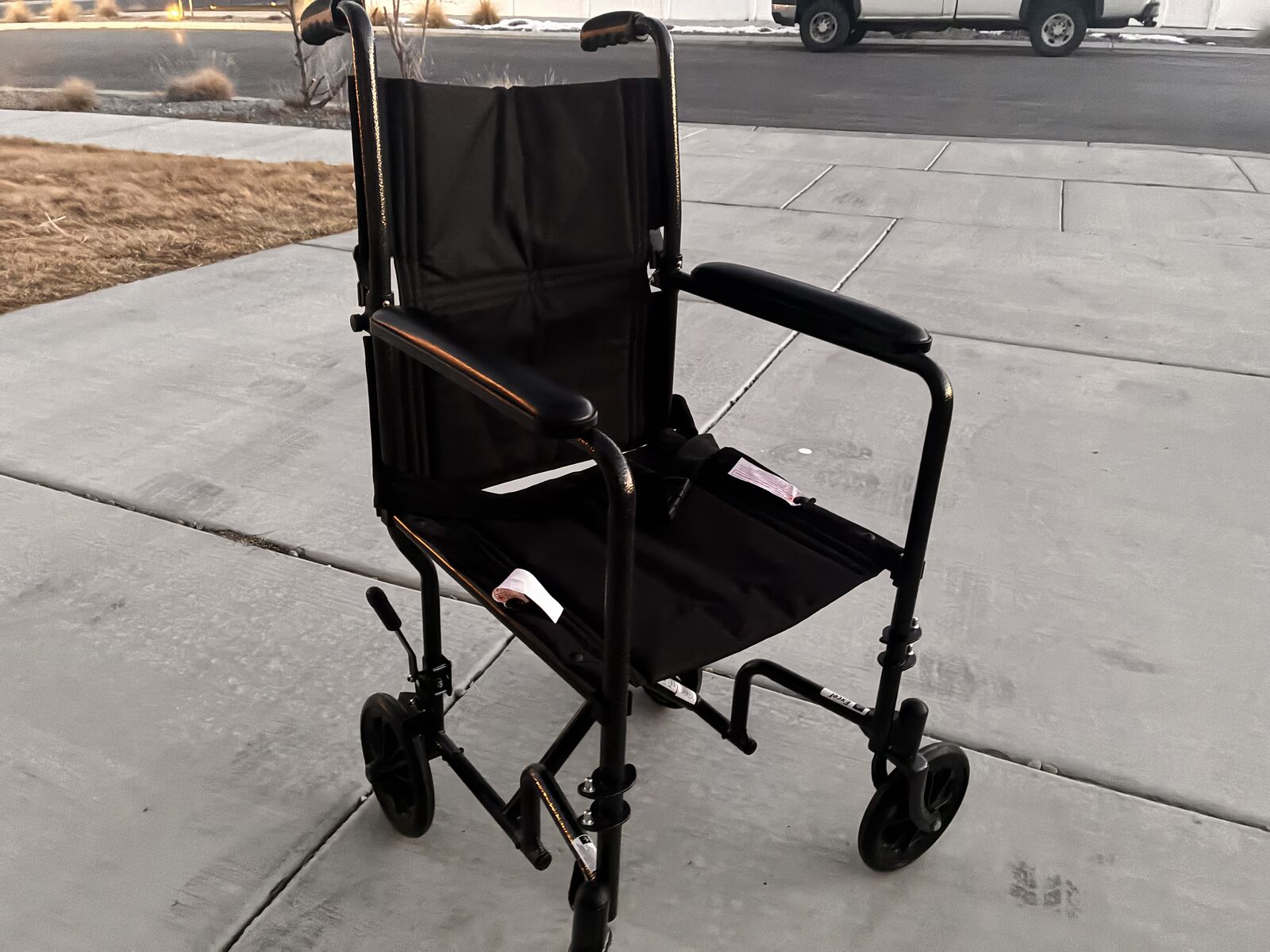 Medline lightweight folding transportable wheelchair