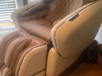 OHCO Massage Chair need to sell